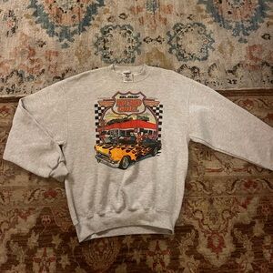 Florence Oregon crew neck size:small